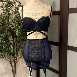 NWOT VS Strappy slip with Garter Belt
